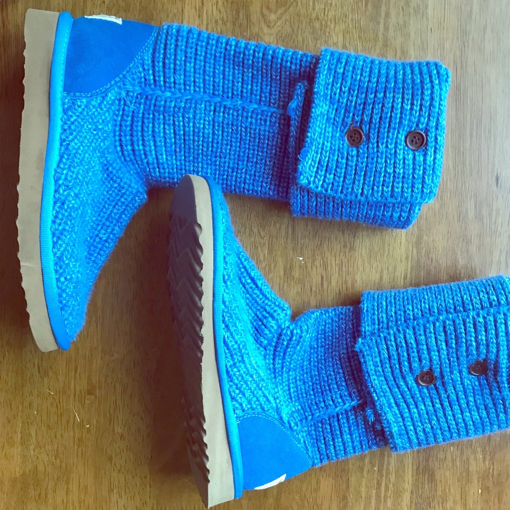 Blue Cardy Uggs